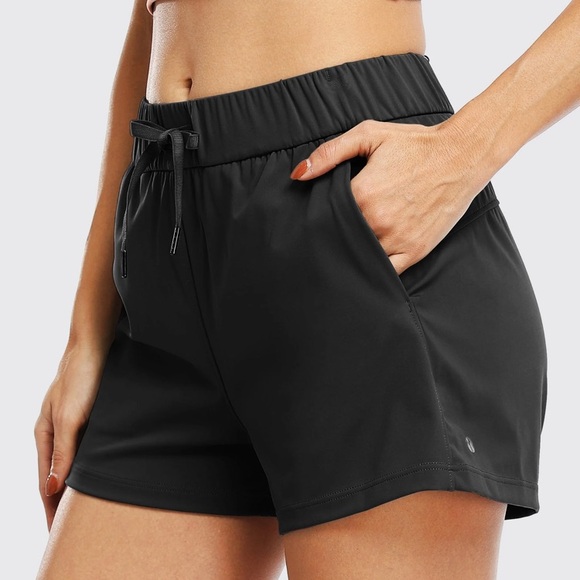 Willit Sports Small-Women’s Shorts NWT - Picture 3 of 12